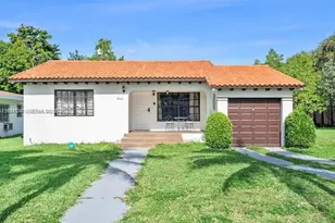 860 NW 17th Ct, Miami, FL 33125 - Photo 1