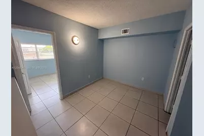 1350 W 53rd St #29, Hialeah, FL 33012 - Photo 1