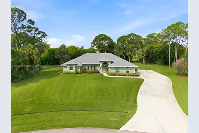 2472 SE Hillard Rd, Port Saint Lucie, FL 34952 - Photo 1