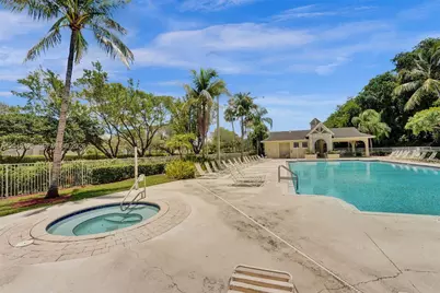 7858 Dixie Beach Cir #7858, Tamarac, FL 33321 - Photo 1