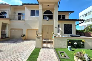783 NE 195th St, Miami, FL 33179 - Photo 1