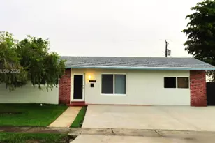 1030 SW 96th Ave, Miami, FL 33174 - Photo 1