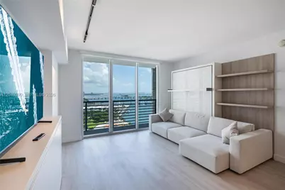 325 S Biscayne Blvd #2920, Miami, FL 33131 - Photo 1