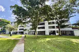 8215 SW 152nd Ave, Miami, FL 33193 - Photo 1