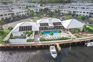 110 Cypress Club Dr, Pompano Beach, FL 33060 - Photo 1