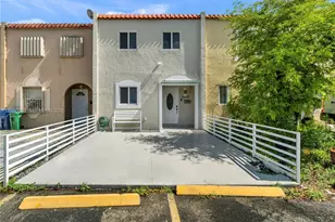 5452 NW 169th Terrace, Miami Gardens, FL 33055 - Photo 1