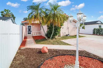 19721 SW 122nd Pl, Miami, FL 33177 - Photo 1