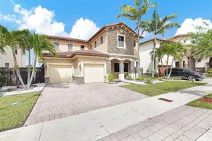 8910 NW 98th Ct, Doral, FL 33178 - Photo 1