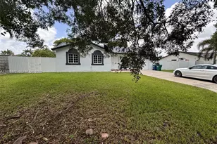 22262 SW 127th Pl, Miami, FL 33170 - Photo 1