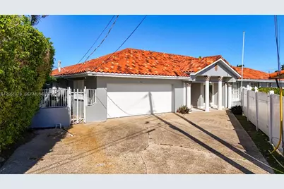 2811 NE 57th St, Fort Lauderdale, FL 33308 - Photo 1