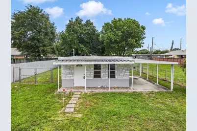 523 N 60th Way, Hollywood, FL 33024 - Photo 1