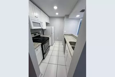 7035 NW 186th St #D509, Hialeah, FL 33015 - Photo 1