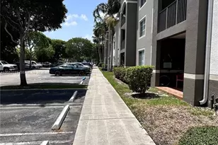 6861 SW 44th St, Miami, FL 33155 - Photo 1