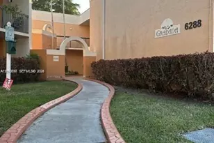 6288 NW 186th St, Hialeah, FL 33015 - Photo 1
