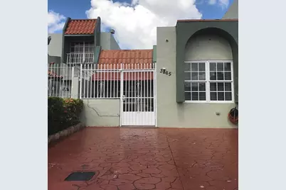 3865 W 9th Way #17, Hialeah, FL 33012 - Photo 1