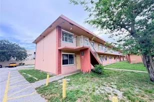 101 NE 41st St, Oakland Park, FL 33334 - Photo 1