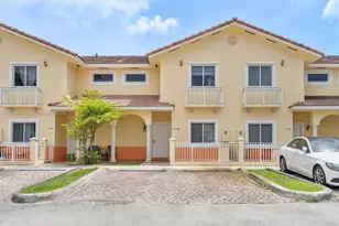 7478 NW 180th Terrace, Hialeah, FL 33015 - Photo 1