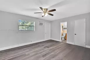 161 NW 40th St, Oakland Park, FL 33309 - Photo 1