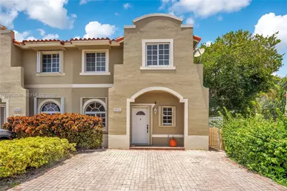7711 SW 94th Ter, Miami, FL 33156 - Photo 1
