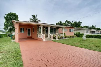 1135 NW 109th St, Miami, FL 33168 - Photo 1