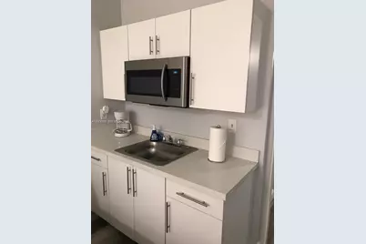 26 Diplomat Pkwy #2215, Hallandale Beach, FL 33009 - Photo 1