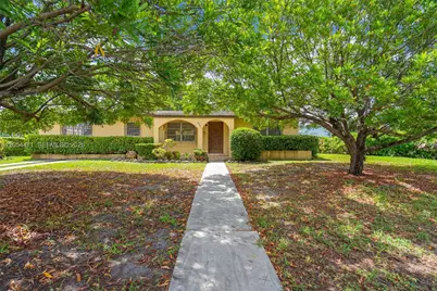 4901 SW 97th Ave, Miami, FL 33165 - Photo 1