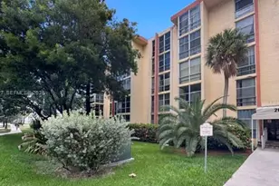 200 172nd St, Sunny Isles Beach, FL 33160 - Photo 1