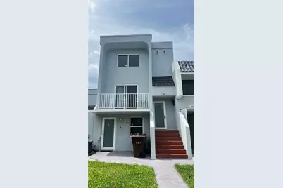 984 W 40th St #2, Hialeah, FL 33012 - Photo 1