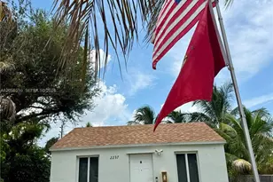 2237 Wilson St, Hollywood, FL 33020 - Photo 1