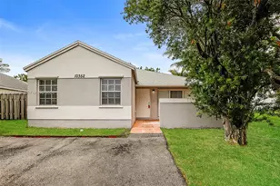 10352 SW 208th Ln, Cutler Bay, FL 33189 - Photo 1