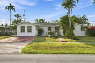 16621 SW 102nd Ave, Miami, FL 33157 - Photo 1
