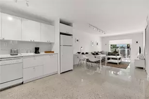 836 SW 1st St, Miami, FL 33130 - Photo 1
