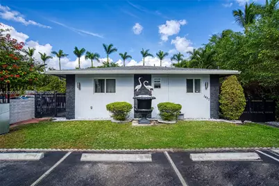 1457 Atlantic Shores Blvd #1A, Hallandale Beach, FL 33009 - Photo 1