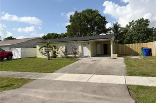 4940 SW 18th St, Fort Lauderdale, FL 33317 - Photo 1