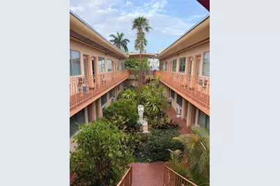 1060 Pennsylvania Ave #18, Miami Beach, FL 33139 - Photo 1