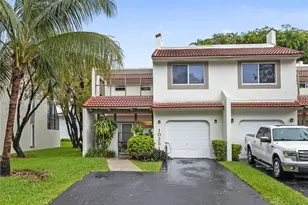 10251 NW 46th St, Doral, FL 33178 - Photo 1