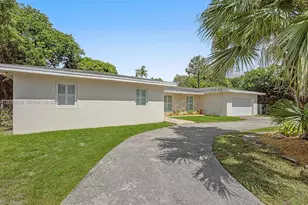 15540 SW 82nd Ct, Palmetto Bay, FL 33157 - Photo 1