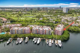 19999 E Country Club Dr, Aventura, FL 33180 - Photo 1