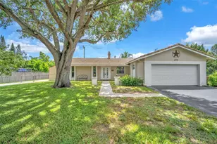 4770 SW 70th Terrace, Davie, FL 33314 - Photo 1