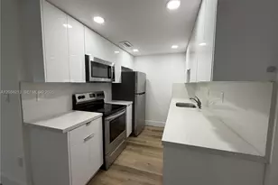 10822 N Kendall Dr, Miami, FL 33176 - Photo 1