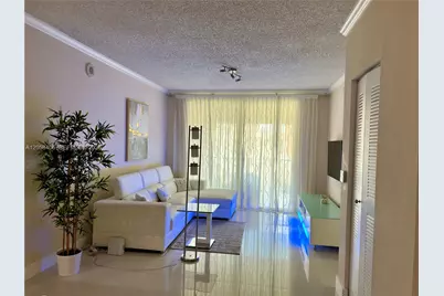17100 N Bay Rd #1813, Sunny Isles Beach, FL 33160 - Photo 1