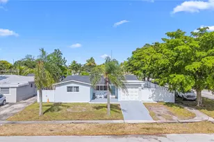 840 N 70th Way, Hollywood, FL 33024 - Photo 1