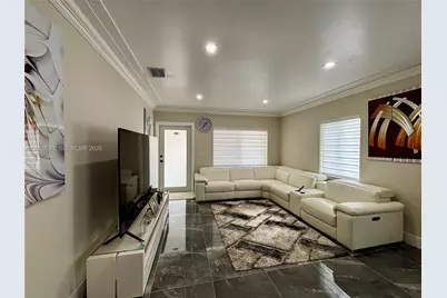 1043 NW 33rd St #Front, Miami, FL 33127 - Photo 1