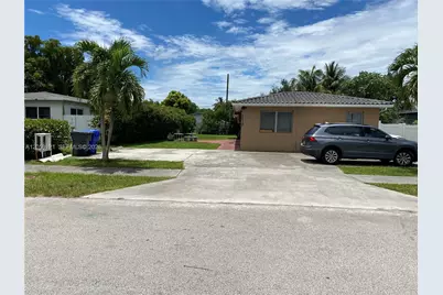 5616 Arthur St #South, Hollywood, FL 33021 - Photo 1