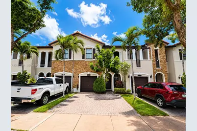3054 NW 103rd Path, Doral, FL 33172 - Photo 1
