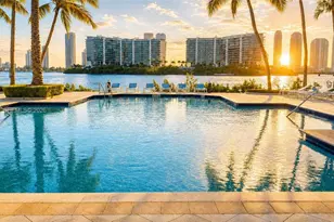 3105 NE 184th St, Aventura, FL 33160 - Photo 1