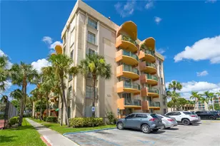 9320 Fontainebleau Blvd, Miami, FL 33172 - Photo 1