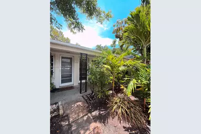 420 NE 14th Ave #3, Fort Lauderdale, FL 33301 - Photo 1