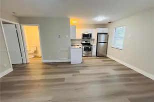 1011 SW 8th St, Hallandale Beach, FL 33009 - Photo 1