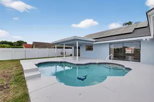 6043 Sunberry Cir, Boynton Beach, FL 33437 - Photo 1